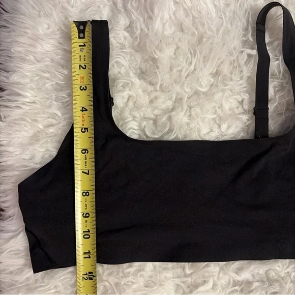 Lululemon Athletica Wundermost black bralette - Picture 9 of 9
